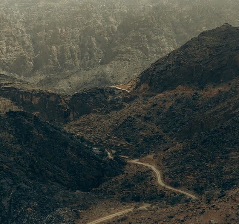 Jebel Akhdar Guide: Oman’s Green Mountain, Honestly Explained